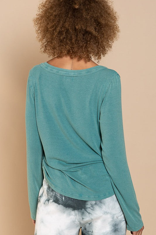 Load image into Gallery viewer, POL Plus Button-Front Long Sleeve Top
