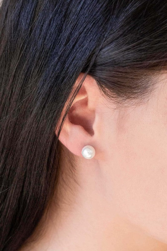 Lovoda Flawless Pearl Stud Earrings- Medium 14K