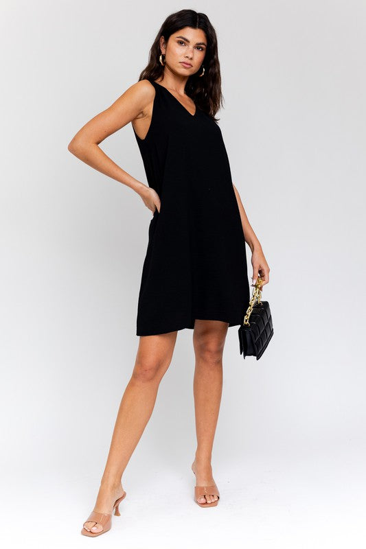 Gilli Sleeveless V-Neck Dress