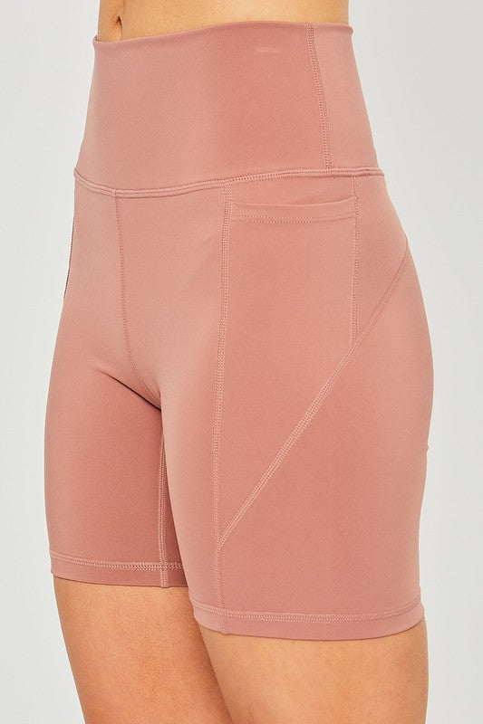 Load image into Gallery viewer, Love Tree Activewear Leggings Shorts Seam Detail
