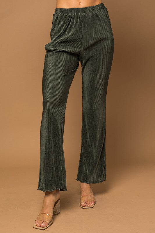 Gilli Plisse Fit And Flare Pants