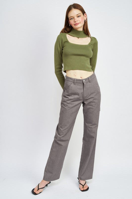 Emory Park TURTLE NECK CROP TOP WITH CUT OUT