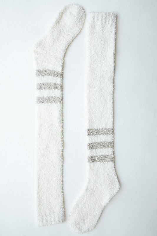 Leto Knee-High Boucle Socks