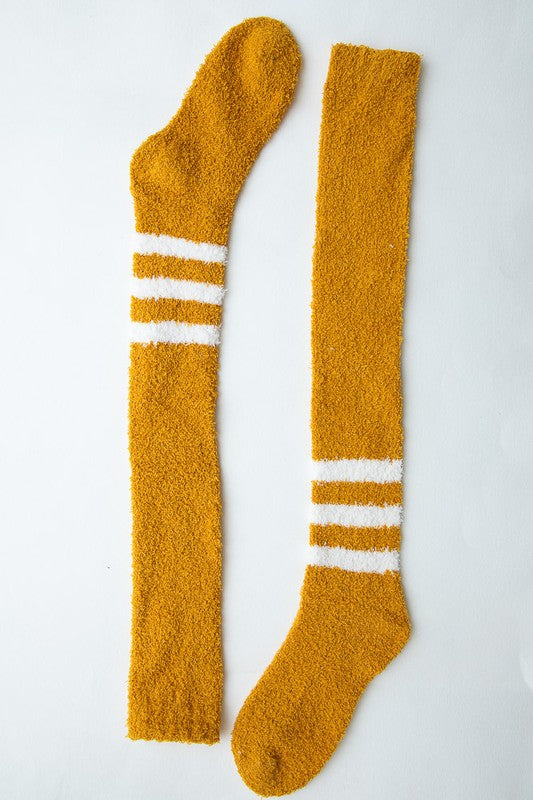 Leto Knee-High Boucle Socks