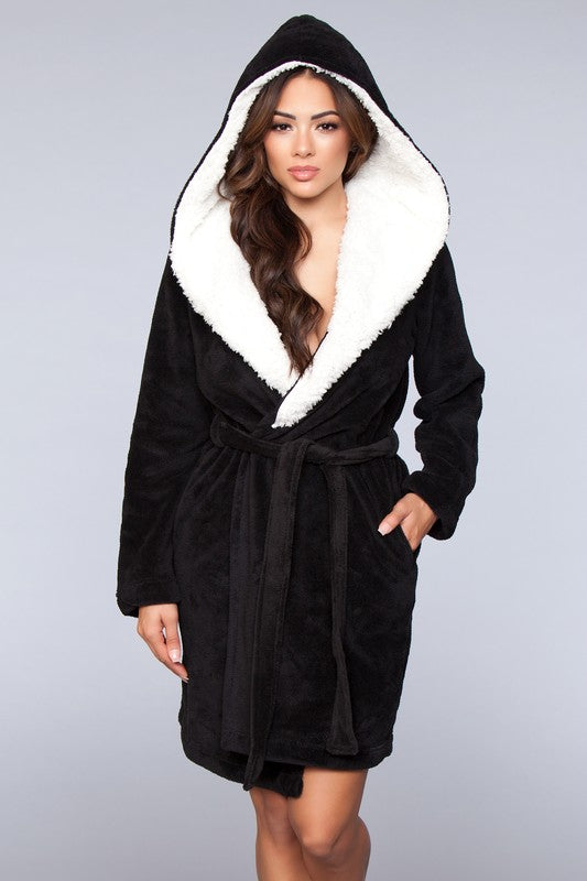 BE WICKED Janet Plush Fleece Color Block Robe