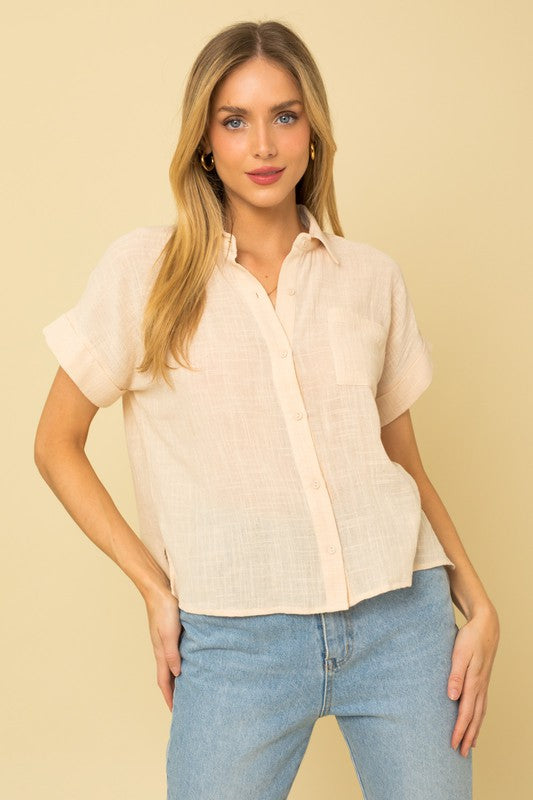 Gilli Short Sleeve Button Down Blouse