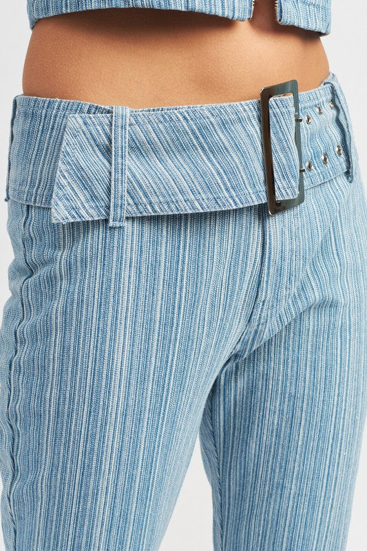 Emory Park LOW RISE FLARED JEANS