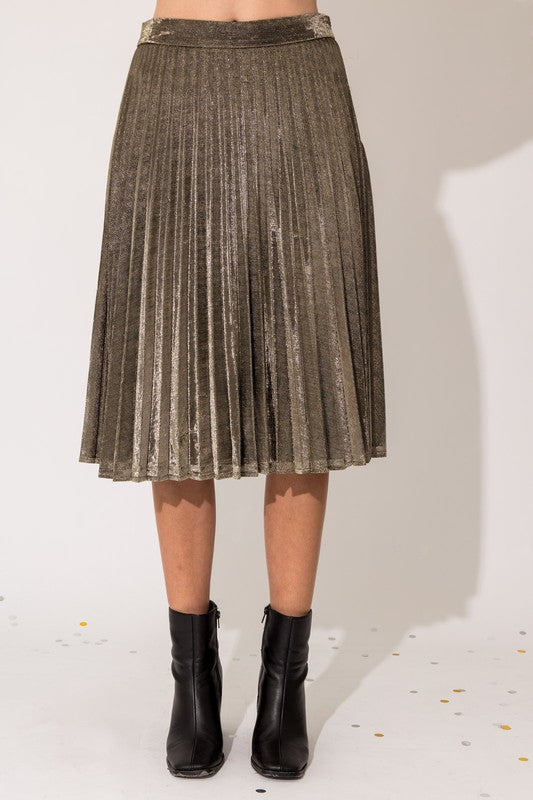 Load image into Gallery viewer, Gilli Lurex Fabric Pleated Midi Skirt
