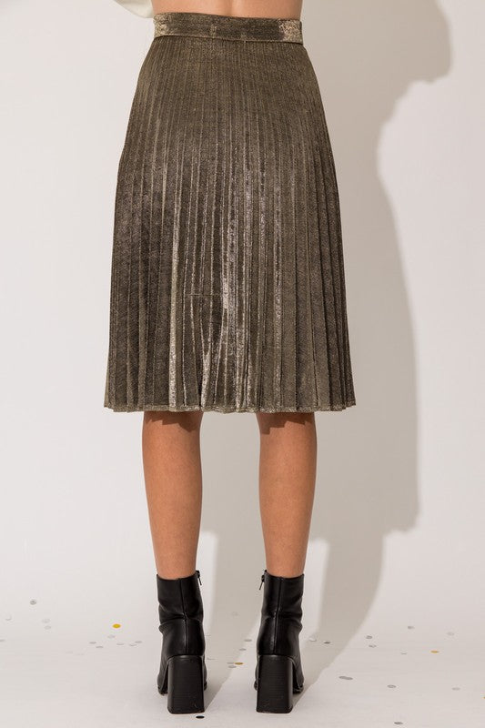 Load image into Gallery viewer, Gilli Lurex Fabric Pleated Midi Skirt
