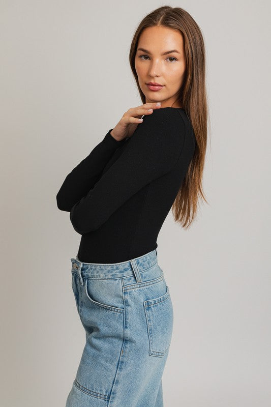 LE LIS Long Sleeve Round Neck Ribbed Bodysuit