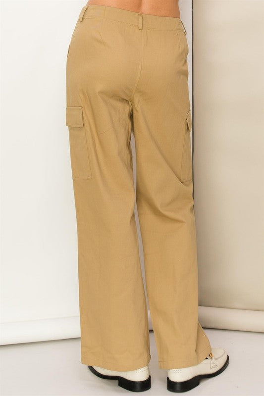 Load image into Gallery viewer, HYFVE Weekend Chiller High Waist Cargo Pants
