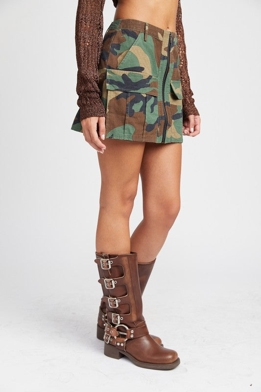 Emory Park CAMO MINI SKIRT WITH FRONT ZIPPER