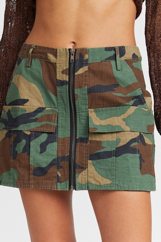 Emory Park CAMO MINI SKIRT WITH FRONT ZIPPER