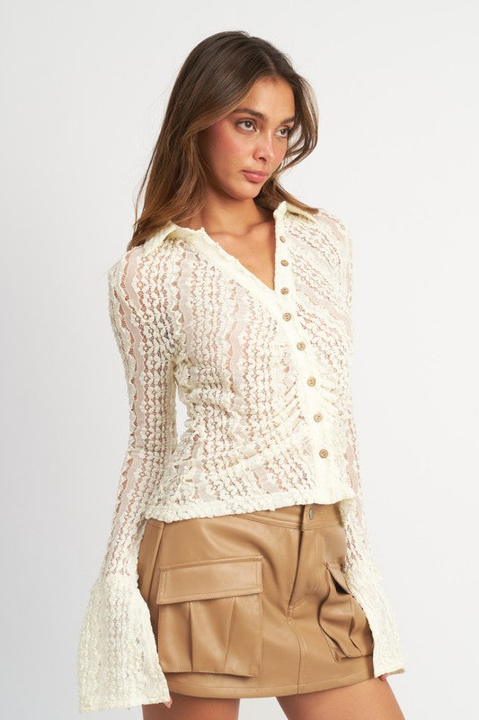 Emory Park BELL SLEEVE LACE TOP