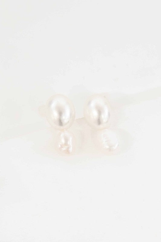 Lovoda Double Pearl Earrings