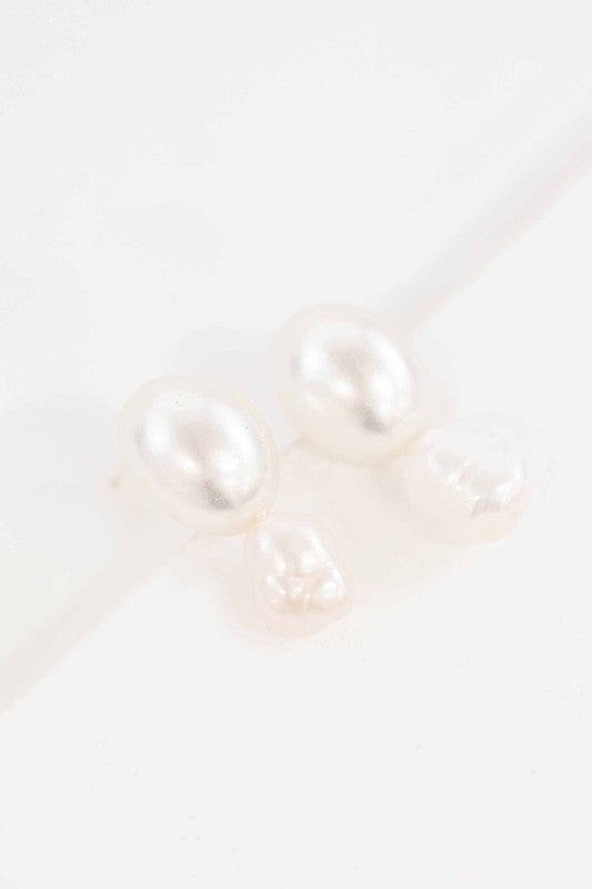 Lovoda Double Pearl Earrings