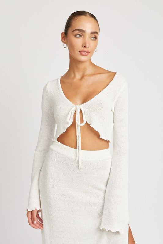 Emory Park LONG SLEEVE FRONT TIE CROPPED TOP