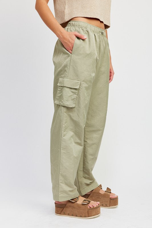 Load image into Gallery viewer, Emory Park STRAIGHT LEG PANTS WITH ELASTIC WAIST BAND
