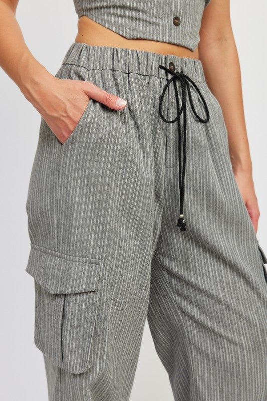 Emory Park STRIPED CARGO PANTS WITH WAIST DRAWSTRING