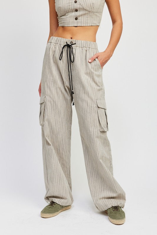 Emory Park STRIPED CARGO PANTS WITH WAIST DRAWSTRING