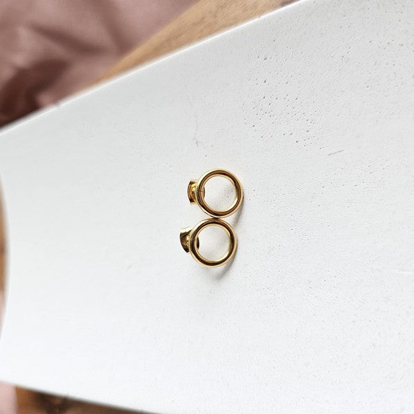 Load image into Gallery viewer, Spiffy &amp;amp; Splendid Luxe Gold Oriana Studs - Small
