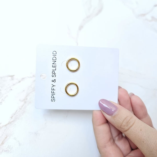 Load image into Gallery viewer, Spiffy &amp;amp; Splendid Luxe Gold Oriana Studs - Medium
