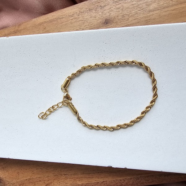 Spiffy & Splendid Luxe Gold Rope Bracelet