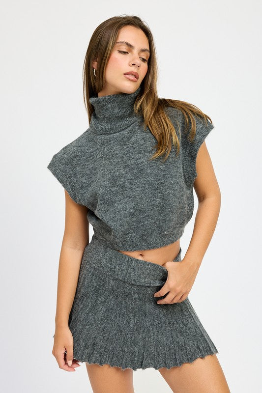 Emory Park TURTLE NECK CAP SLEEVE KNIT TOP