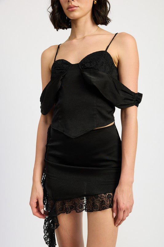 Emory Park OFF SHOULDER SATIN BUSTIER WITH LACE DETAIL