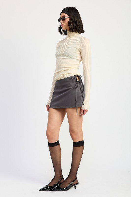 Emory Park MINI LOW WAISTED SKIRT WITH RIBBON TIES