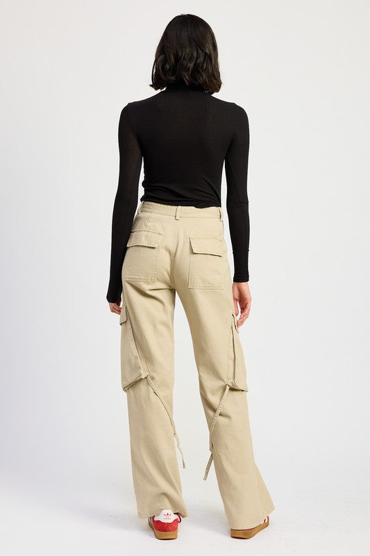 Emory Park Baggy CARGO PANTS WITH POCKET DETAIL