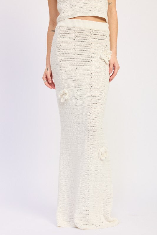 Emory Park CROCHET FLOWER APPLIQUE MAXI SKIRT