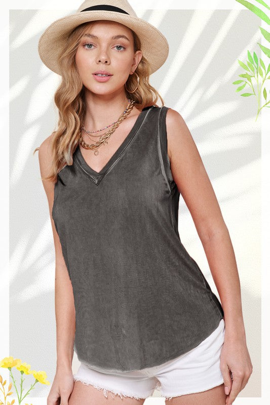 La Miel Ashby Sleeveless Washed V-Neck Top