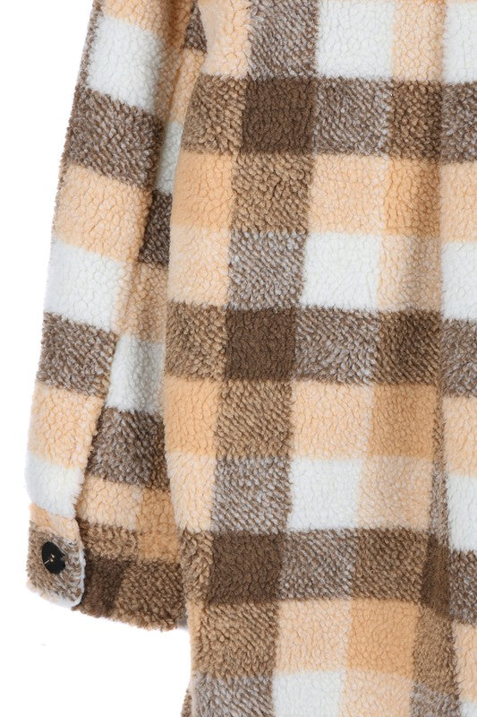 Load image into Gallery viewer, Lilou Plaid sherpa jacket with pockets

