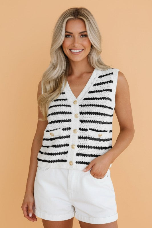 JUNIPER BLVD Stripe Buttoned V-Neck Sweater Knit Top