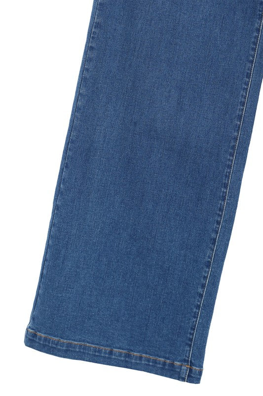 Lilou Flared high waist pin-tuck jeans