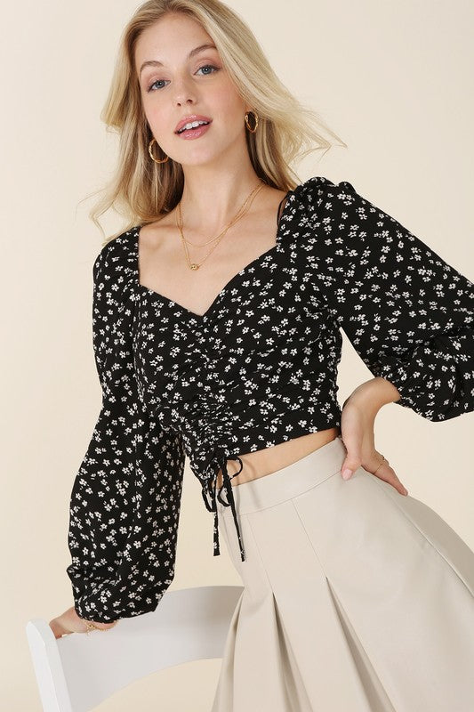 Load image into Gallery viewer, Lilou Ruched floral print crop top with puff sleeves
