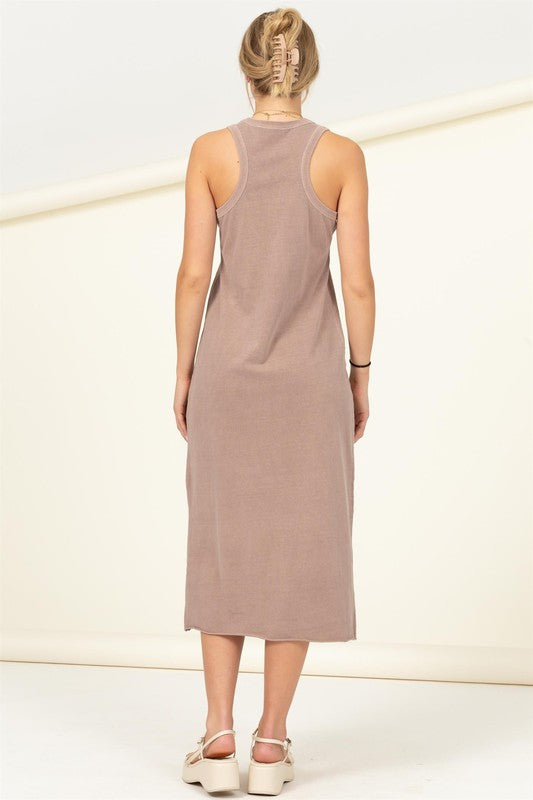 Load image into Gallery viewer, HYFVE Fun Day Sleeveless Shift Midi Dress
