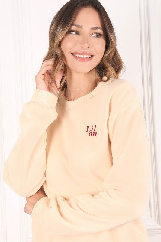 Load image into Gallery viewer, Lilou Cream sweat shirt with embo
