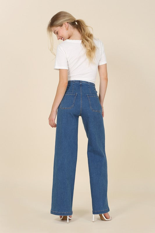 Lilou Flared high waist pin-tuck jeans