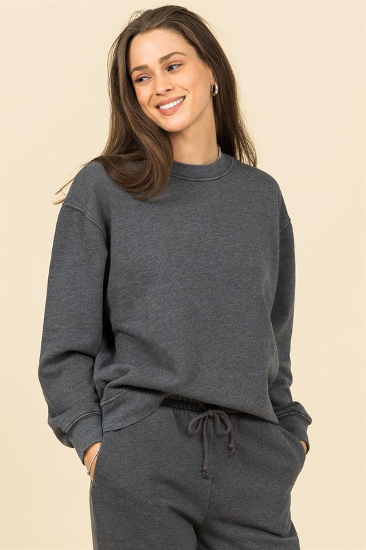 Load image into Gallery viewer, HYFVE Take Me Home Oversized Sweatshirt
