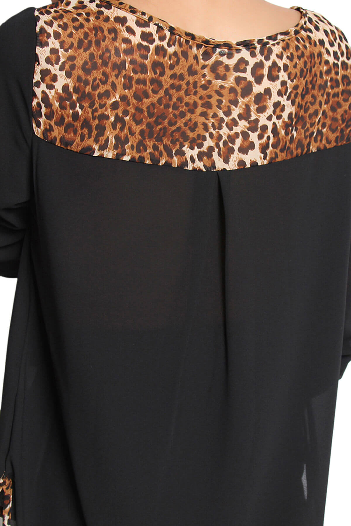Load image into Gallery viewer, Flores Leopard Accent Boat Neck Chiffon Top BLACK_5
