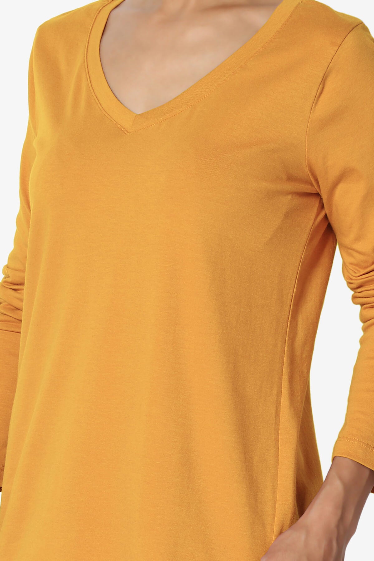 Load image into Gallery viewer, Lasso Cotton V-Neck Long Sleeve Tee MUSTARD_5
