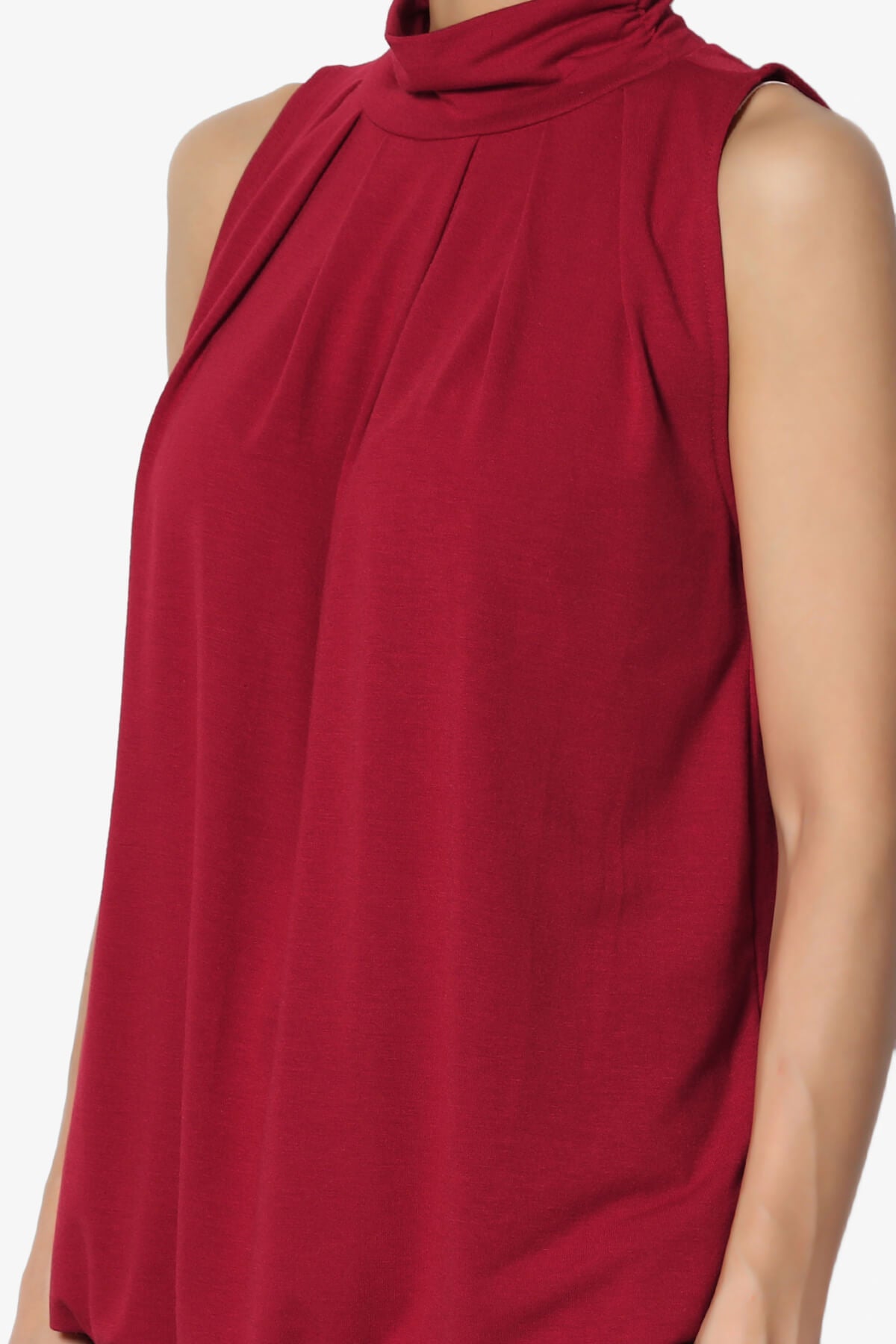Load image into Gallery viewer, Jibbitz Sleeveless Mock Neck Pleated Top BURGUNDY_5
